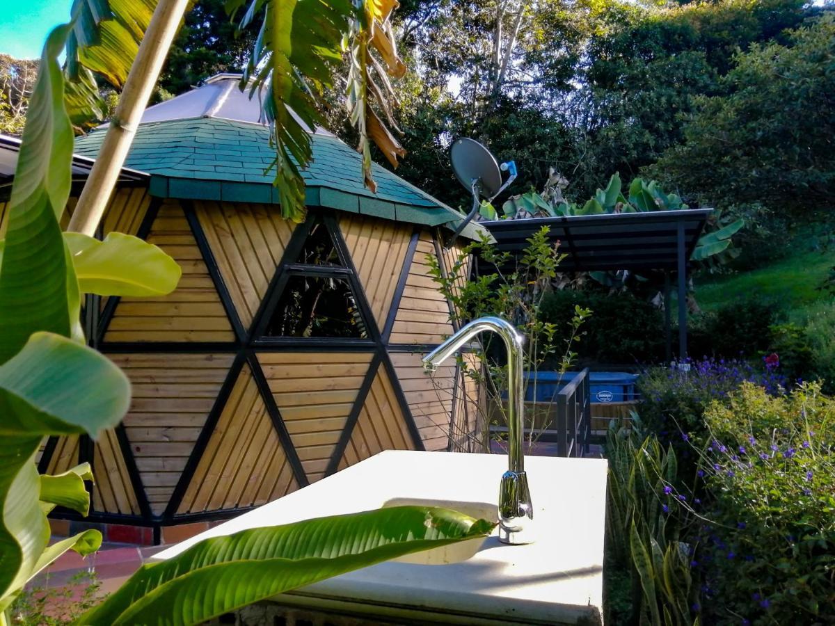 Hotel Hevilat Paraiso De Oriente Rionegro Bagian luar foto