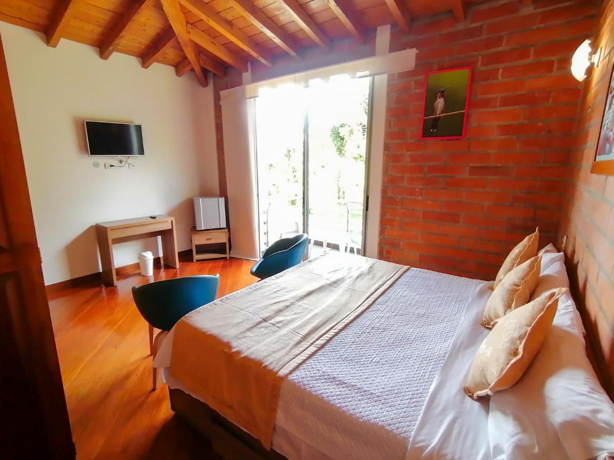 Hotel Hevilat Paraiso De Oriente Rionegro Bagian luar foto