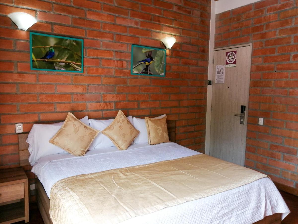 Hotel Hevilat Paraiso De Oriente Rionegro Bagian luar foto