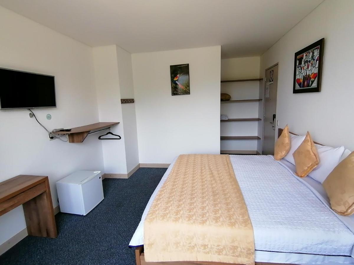 Hotel Hevilat Paraiso De Oriente Rionegro Bagian luar foto