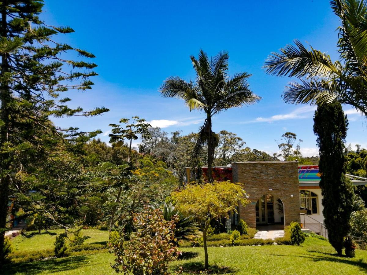 Hotel Hevilat Paraiso De Oriente Rionegro Bagian luar foto